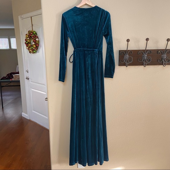 🆕 Teal Blue Longsleeve Velvet Wrap Maxi Dress 🌿 - Picture 6 of 12